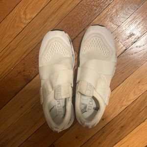 TIEM spin shoes